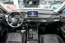 ميتسوبيشي اوتلاندر